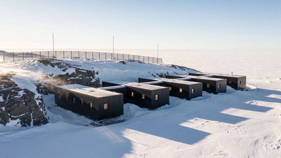 Nunatak Station in the low summer sun